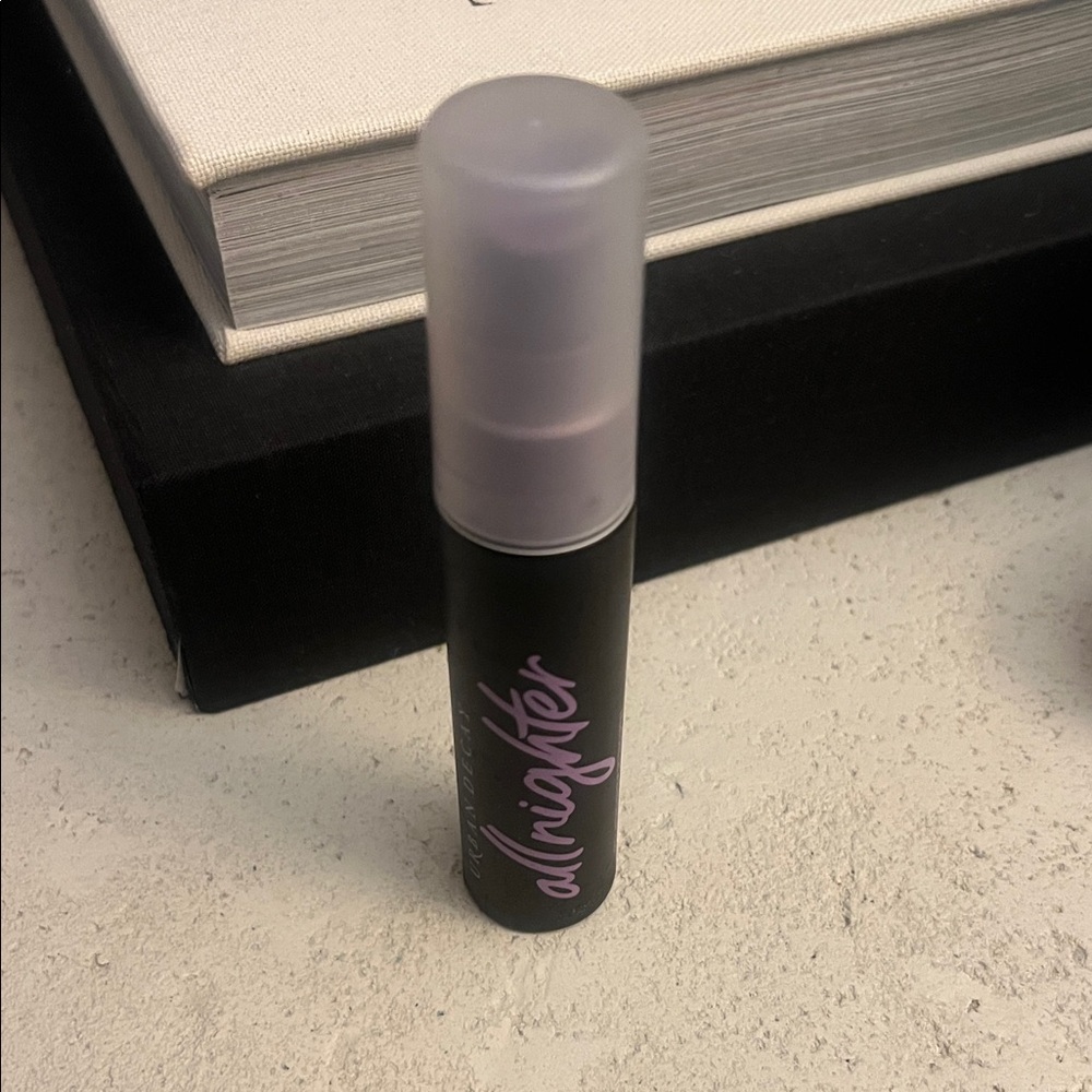 Urban Decay All Nighter Makeup Setting Spray - Black